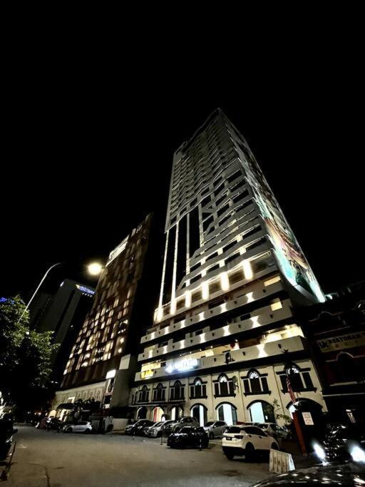#16 M101 Dang Wangi Klcc View Pool By Livin Apartment Kuala Lumpur Ngoại thất bức ảnh
