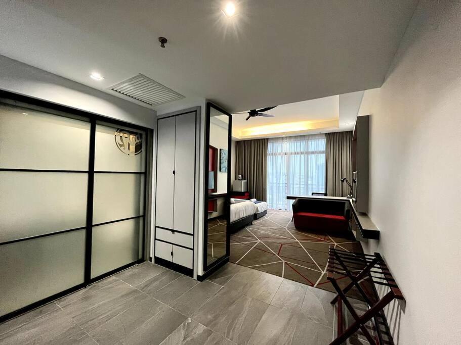 #16 M101 Dang Wangi Klcc View Pool By Livin Apartment Kuala Lumpur Ngoại thất bức ảnh